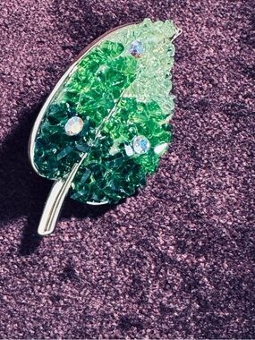 Green Leaf Crystal Brooch - Women Jewelry